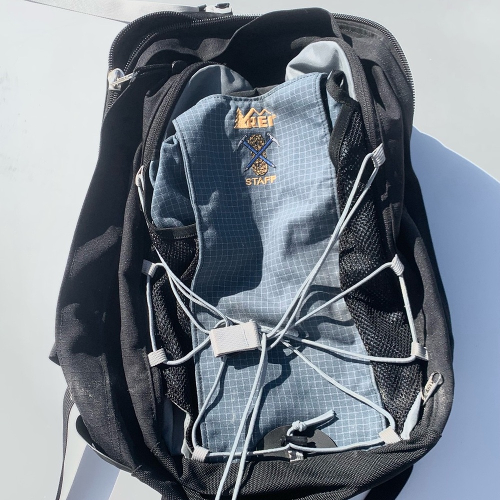 REI “Staff” Black and Gray Daypack Backpack Medium Size 18 x 14 x 6 inches